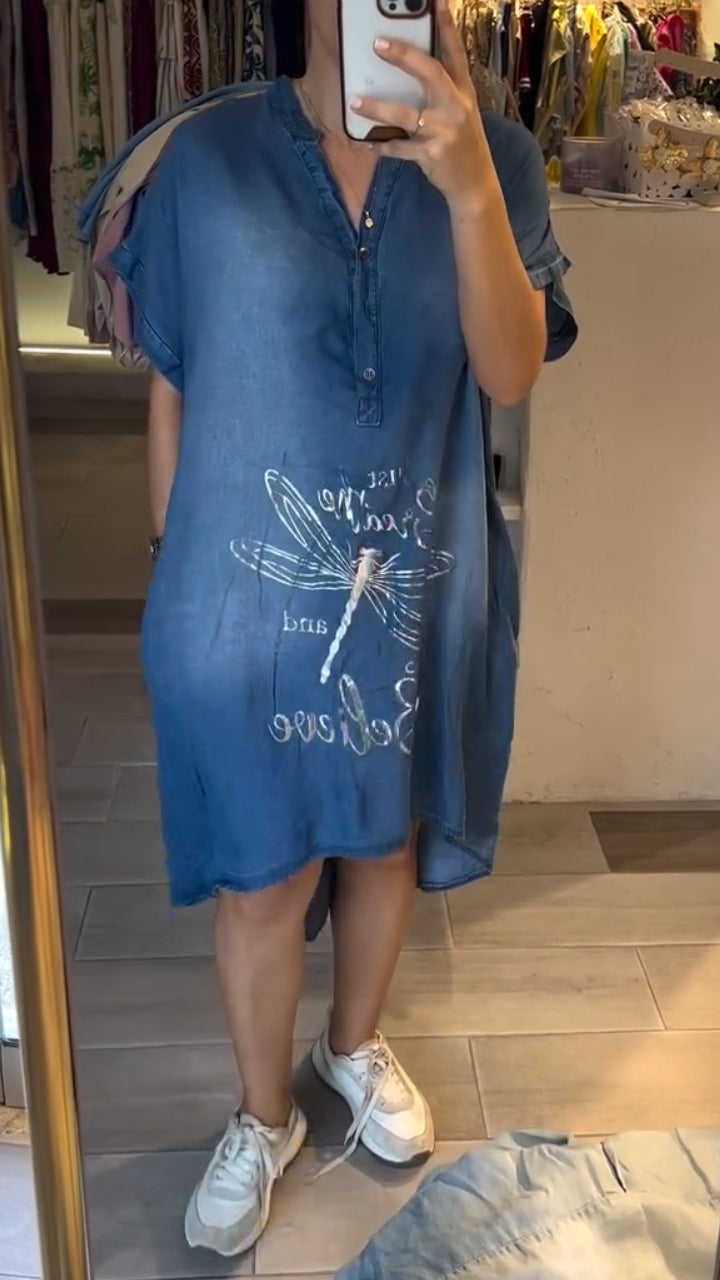 Dorte™ | Casual denim dress with V-neck and buttons, ideal for everyday style