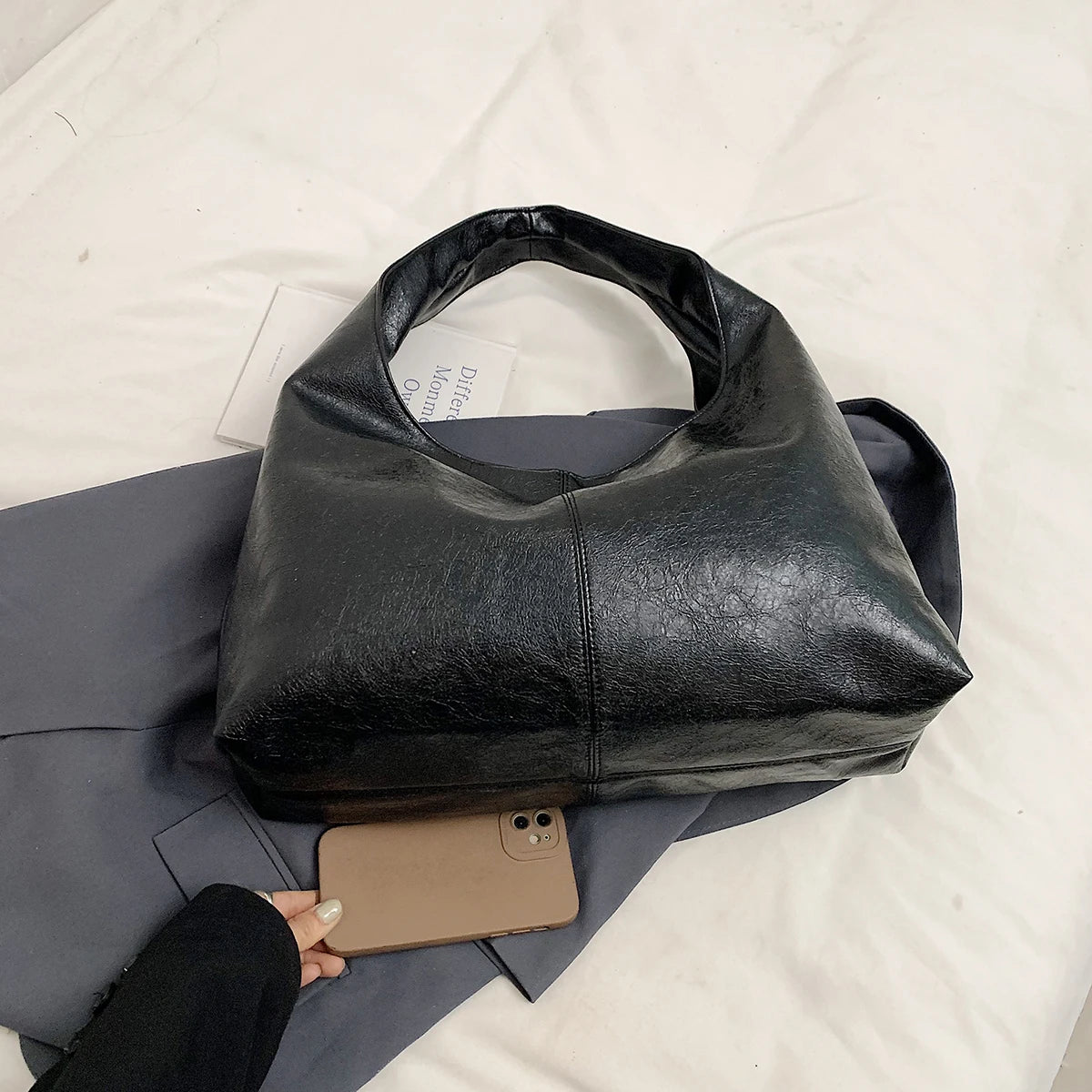 The Larg Bella Shoulder Bag