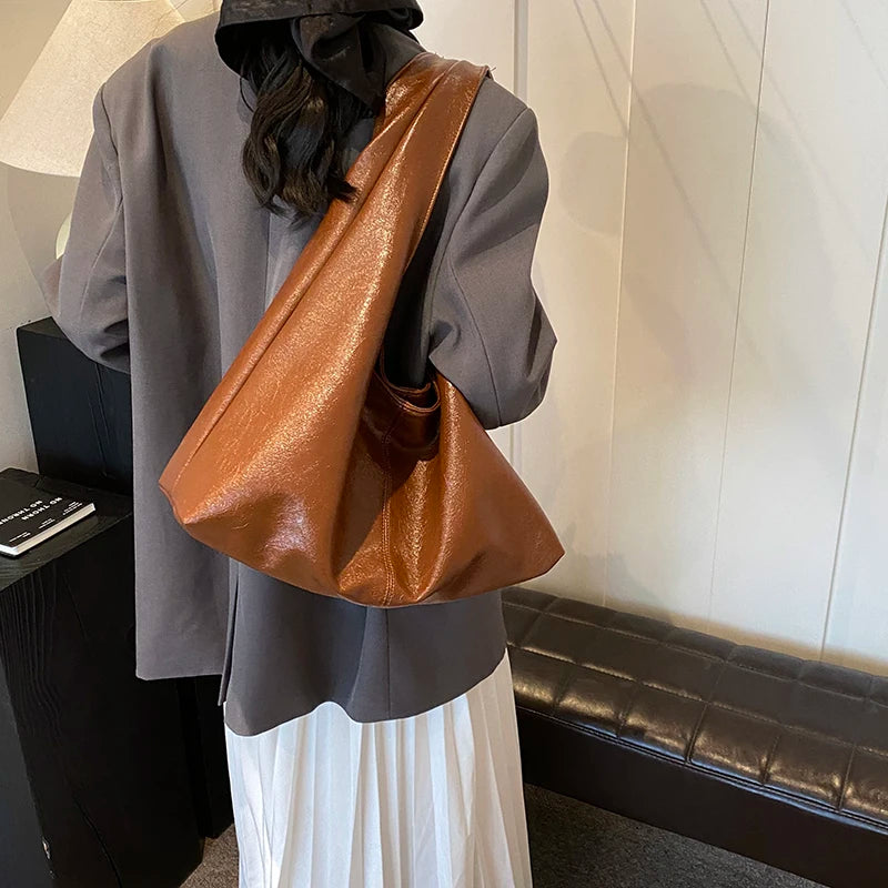 The Larg Bella Shoulder Bag