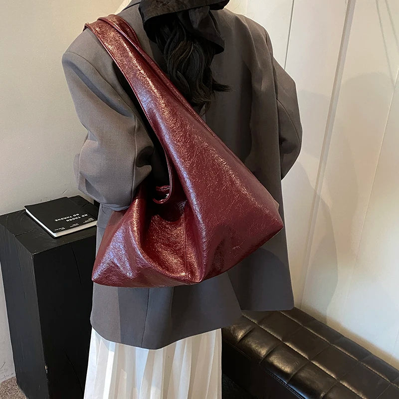 The Larg Bella Shoulder Bag