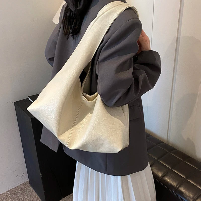 The Larg Bella Shoulder Bag