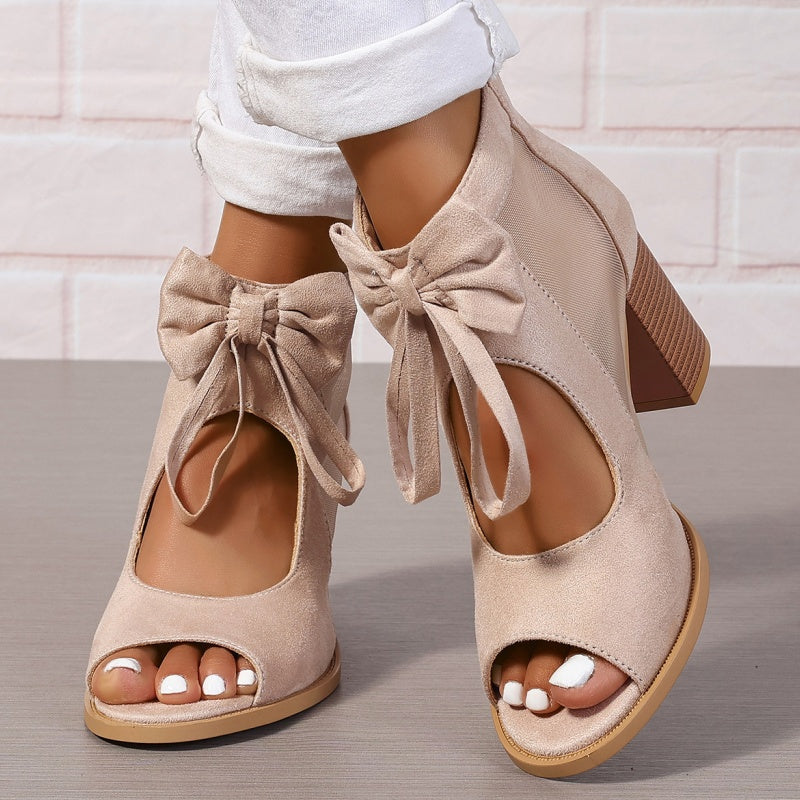 Freya™ | Sjarmerende pumps med sløyfedetaljer