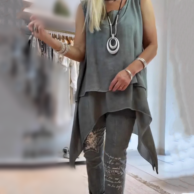 Dorte™ | Women's Two-Piece Set: Sleeveless Top and Printed Pants