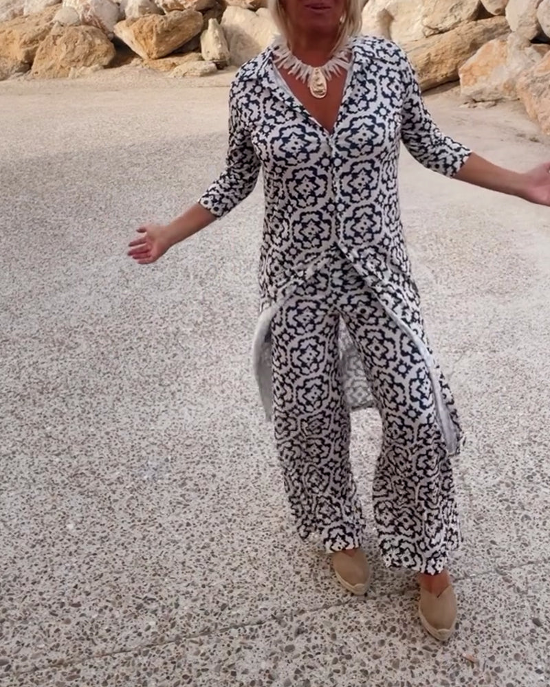 Dorte™ | Vintage Printed Set with Lapels and Buttons