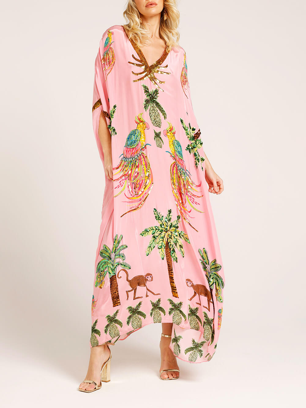 Robe unique à manches tombantes
