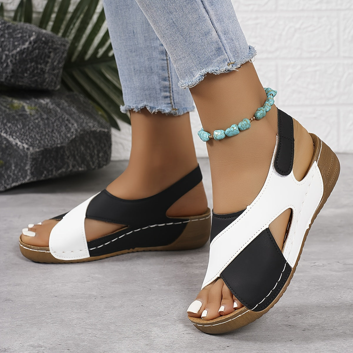 Monica | Ultra comfortable orthopedic sandals