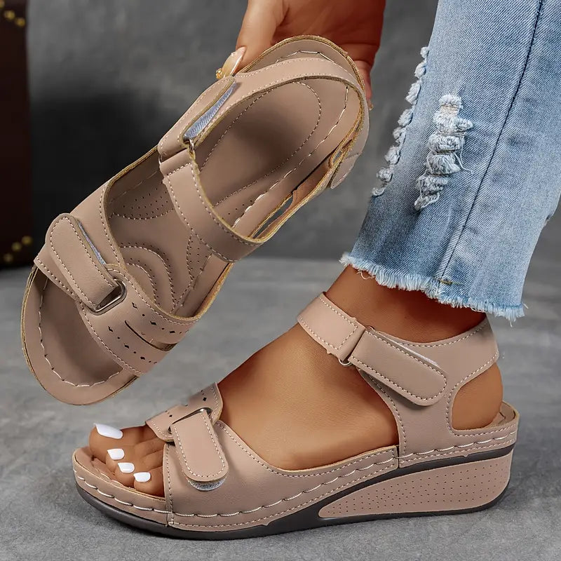 Freya™ | Komfortable sandaler med kilehæl