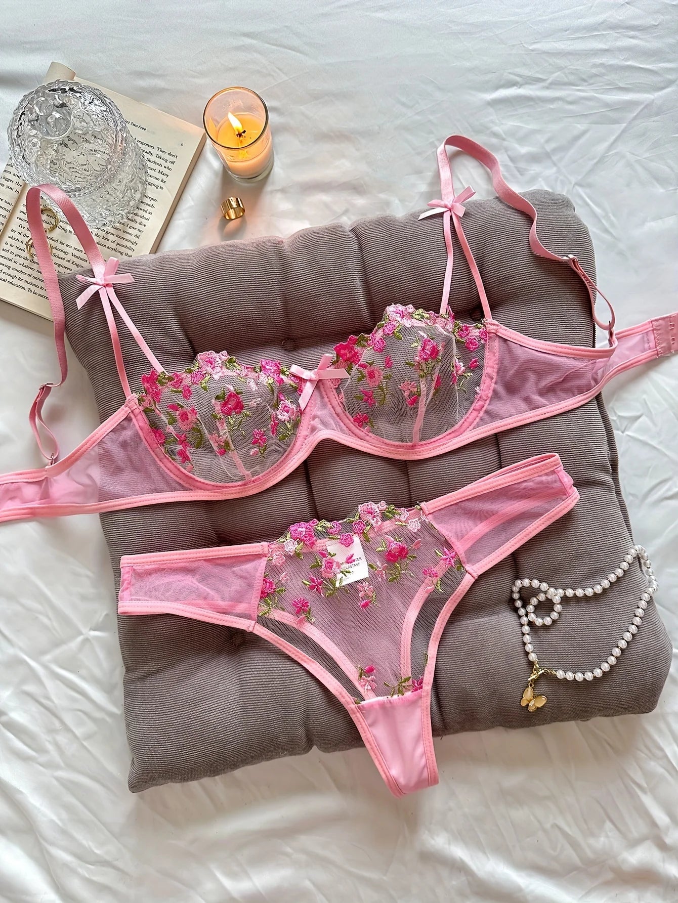 Lola™ | Ensemble de lingerie française