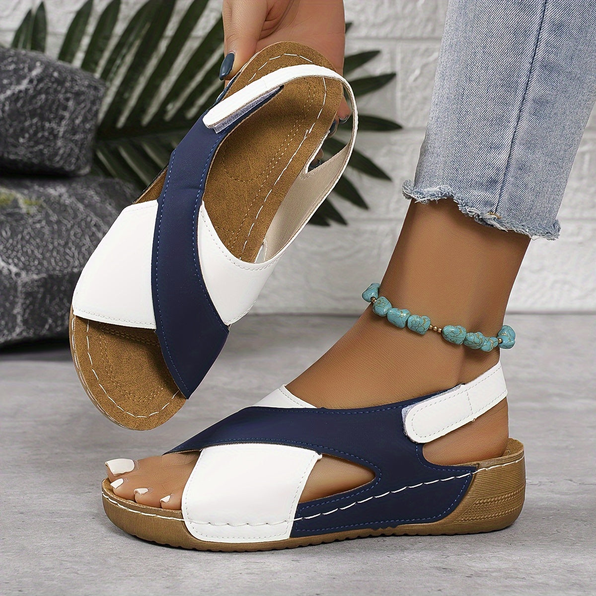 Monica | Ultra comfortable orthopedic sandals