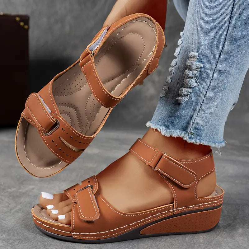 Freya™ | Komfortable sandaler med kilehæl