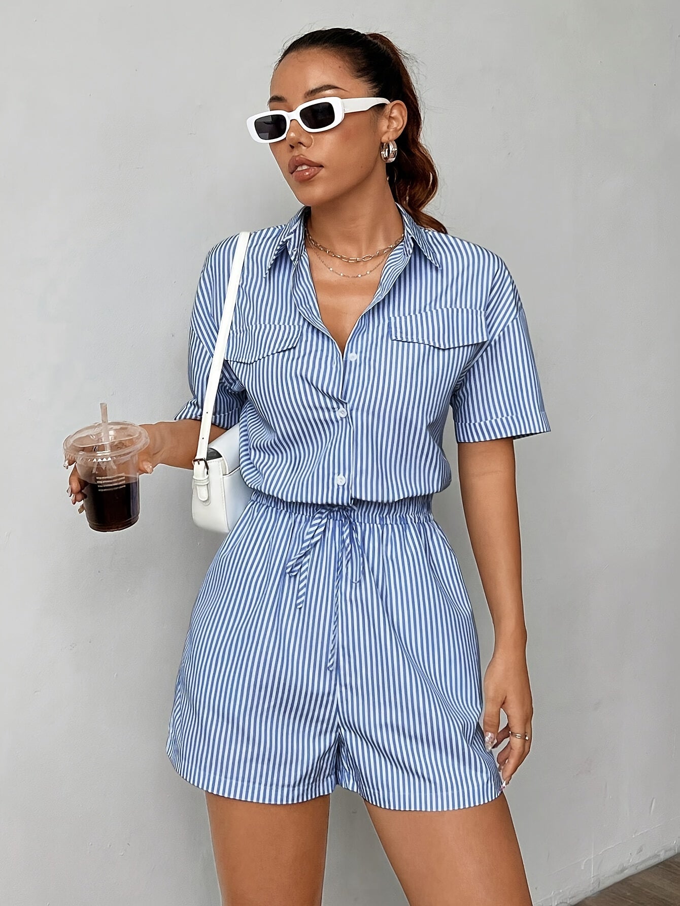 Freya™ | Stripete Skjortejumpsuit med Snøring